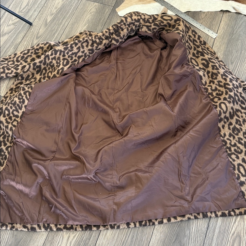 Leopard Print Long Coat structured shoulders Vtg - image 14